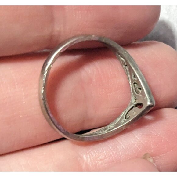Elven Art Nouveau Scroll Silver Tone Chevron Ring Size 7 - Picture 14 of 14